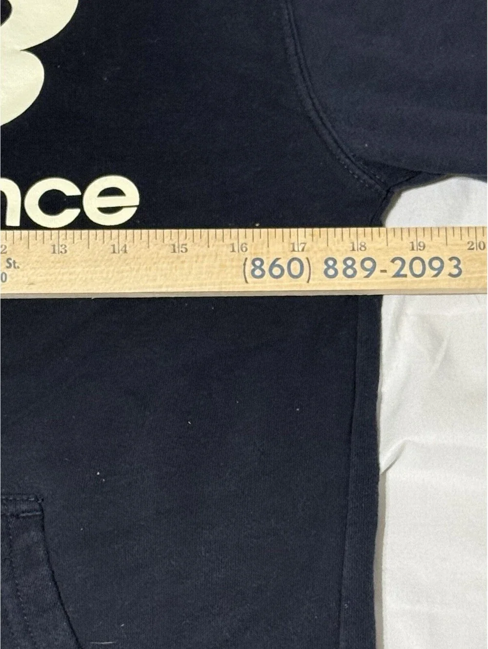 New Balance Hoodie Sweatshirt Boys Size L (14/16) Navy Blue Kangaroo Pocket